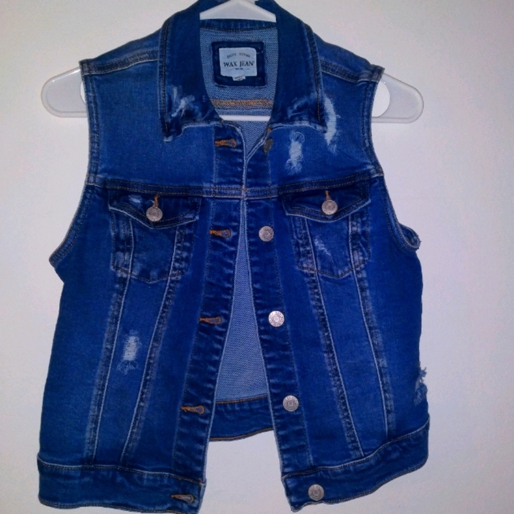 Jean jacket (no sleeves)
